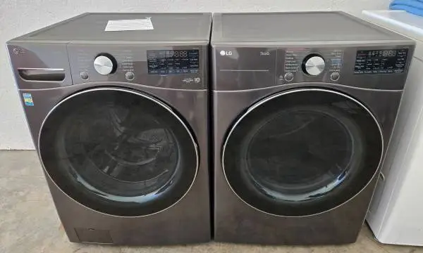 LG XL WASHER & ELECTRIC DRYER