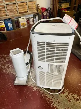Perfect Air air conditioner - like new condition