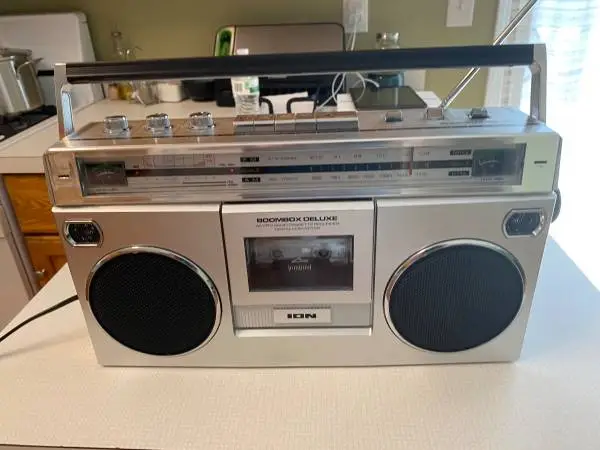 Retro Boombox BlueTooth AM/FM Cassette Radio w/10 Hr Recharge Battery