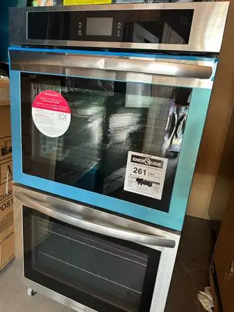 Frigidaire Self Cleaning 30-in Double Wall Oven