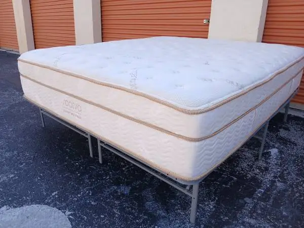Cali King --- Saavta Pillowtop Mattress - Big Thick retail$2000