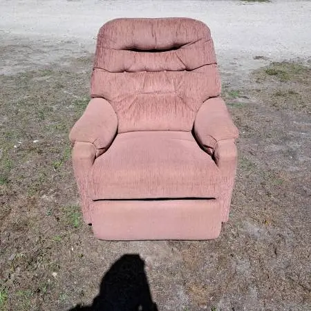 dusty rose recliner