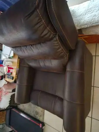 Brown Recliner All Electric Rooms To Go