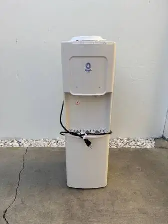 PRIMO WATER DISPENSER - LIKE NEW