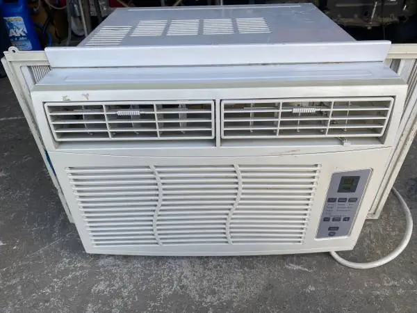 GE Air Conditioner 12,000 BTU’s Window, 25 Inches Wide 15 Tall