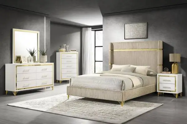 New 4pc Wood Q Bedroom Set