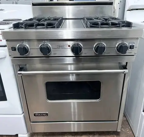 30 inch Viking Professional Series  VGIC3054BSS Pro Style Gas Range