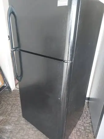 Refrigerator Frigidaire in Great Working Order local delivery Availabl
