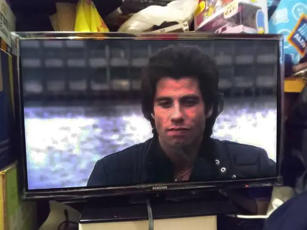 SAMSUNG 32 inches LCD TV  NOT A SMART TV