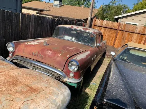 1955 Buick. 1956 Buick project or parts carh