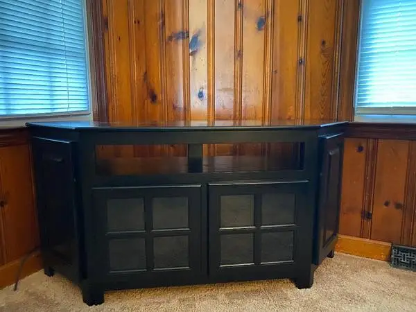 TV Stand/ Console