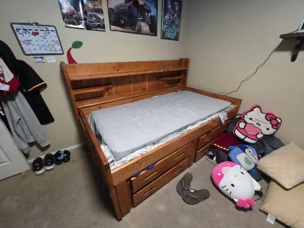 TWIN BED WITH HEADBOARD