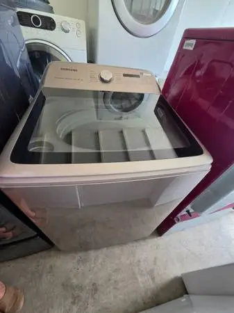 Samsung champagne 5.4 cu ft Steam top load washer