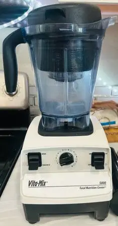 Vita-Mix 5000 Blender