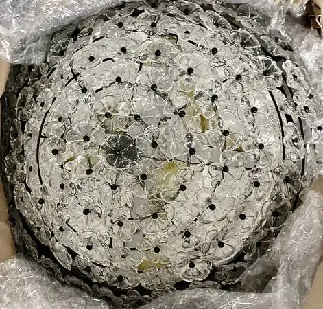 NEW BEAUTIFUL GLASS PETAL FLOWER LIGHT FIXTURE FLUSH CEILING MOUNT