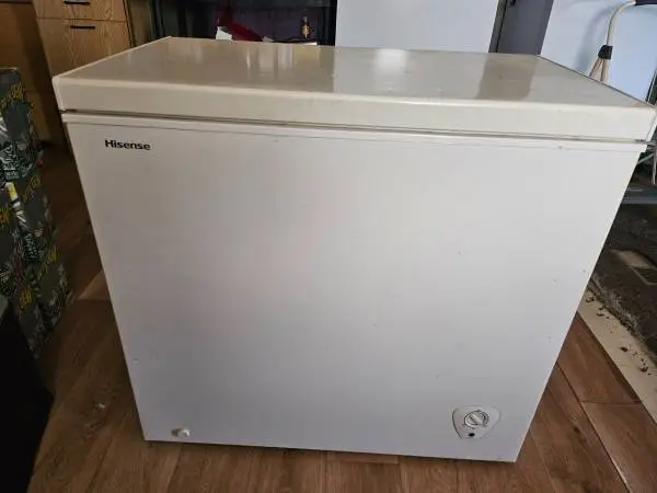 Chest freezer