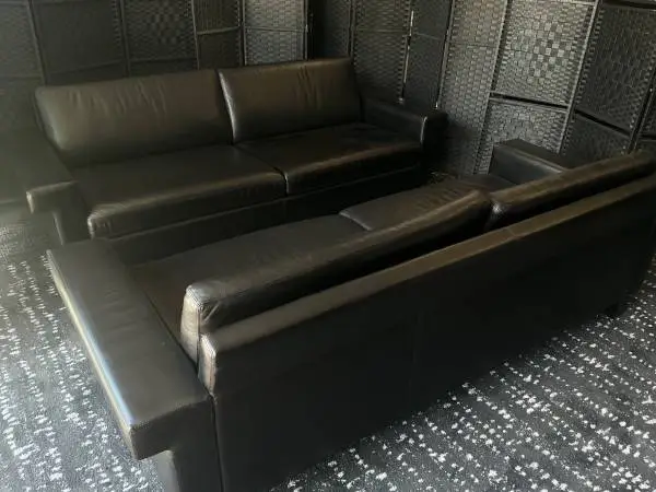 Orig $7,200! TWO Matching AMERICAN LEATHER Black Leather Sofas