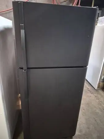 KENMORE BLACK FRIDGE