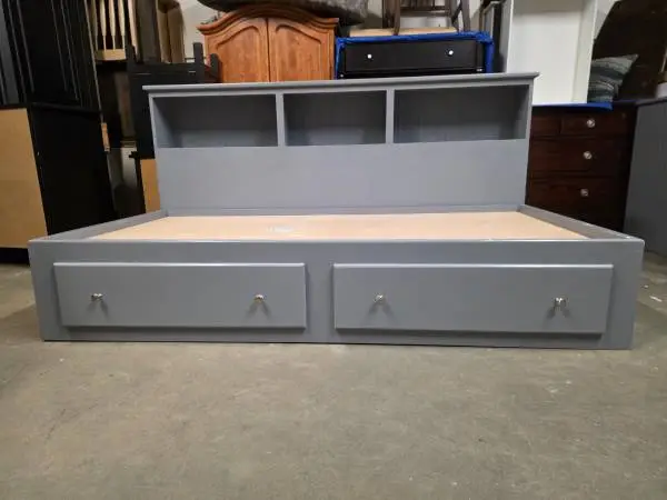 Modern Gray Twin Size Platform Bed Frame with 2 Drawers