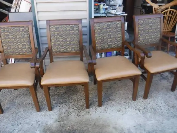 Set 4 Modern Dining Chairs Quality Made in Canada