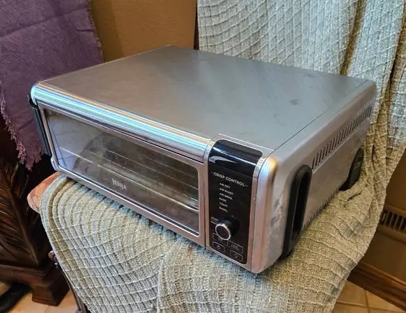 Ninja Foodi 6-in-1 9-Slice Countertop Toaster Oven, Air Fryer, Bake