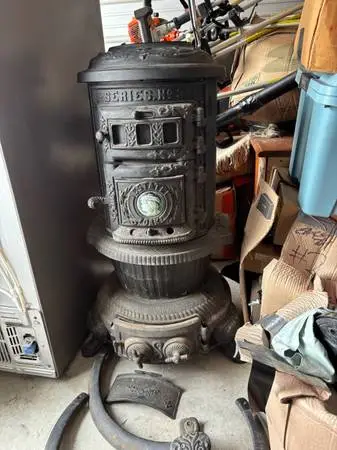F&L Kahn & Bros Cast Iron Stove