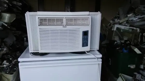 Haier A C window unit