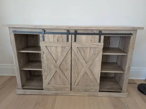 Modern Farmhouse TV Stand Greige w/ Barn Doors