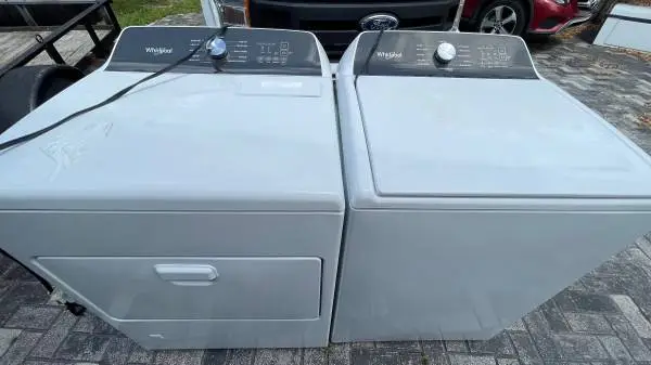 Whirlpool Washer&Gasdryer dryer