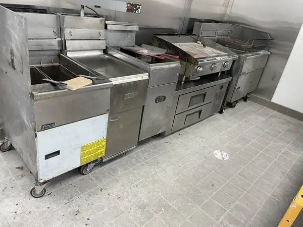 PITCO DEEP FRYER FREYRS natural gas propane