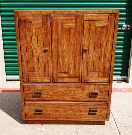VINTAGE MID CENTURY MODERN MCM MODERN 70s DREXEL GENTLEMANS CHEST