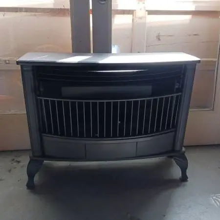 Cast iron propane ventless stove brand new