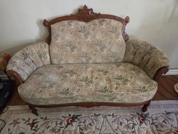 Eastlake antique set