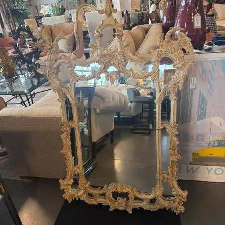 Chinese Chippendale Gilt Mirror -34X52H