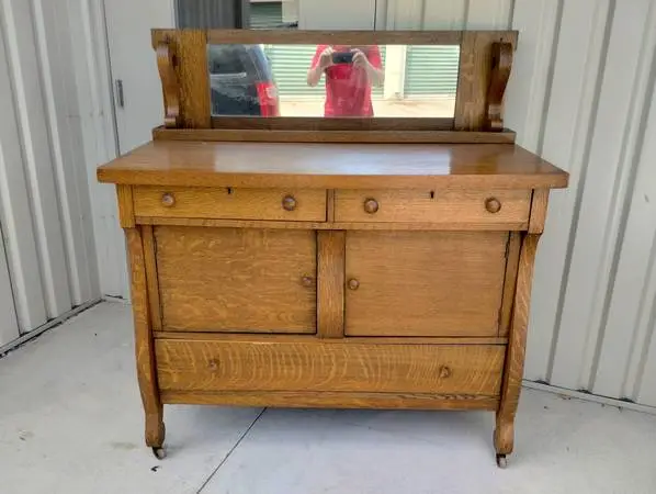 Late 1800s Quartersawn Oak Sideboard w/Mirror - NICE!!