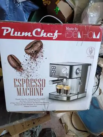 Expresso machine New in a box