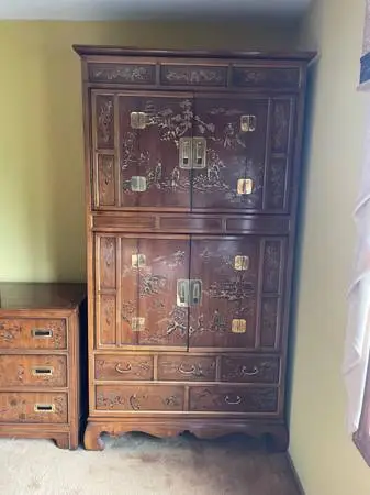 Vintage Drexel Heritage armoire