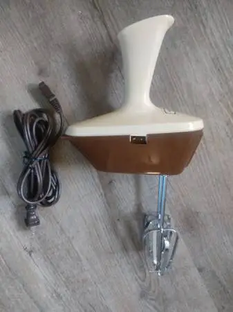Vintage Presto Mixer (Model: 0370001) For Sale