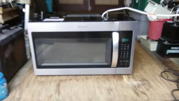 Whirlpool Stainless steel Microwave