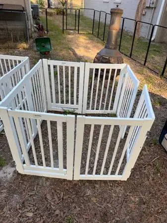 FARM /HOME / BUISNES/FENCES /GATES / ALL MUST GO