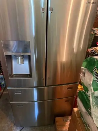 New Stainless 4 door Samsung Refrigerator / Freezer - PayPal / Cash