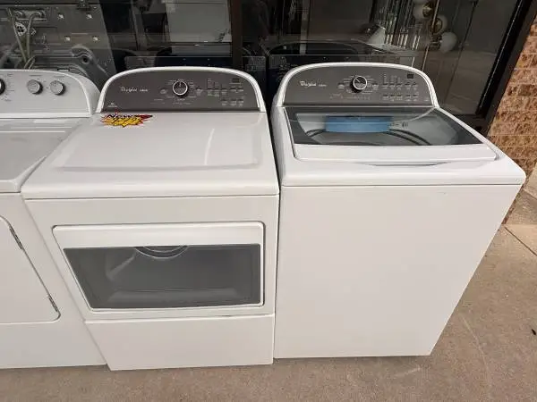 Used White Whirlpool Washer and Dryer Toploader