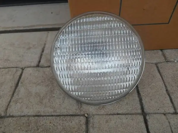 Philips 500w PAR64 bulbs model #23423-7