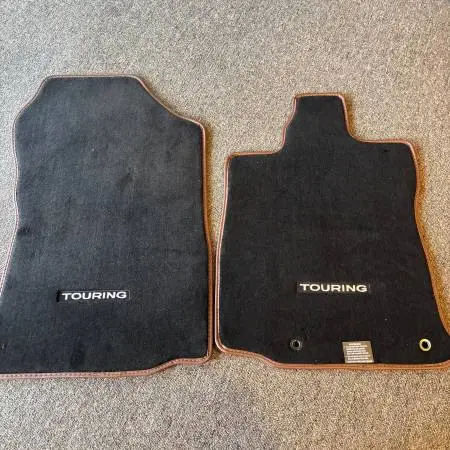 NEW! Subaru Outback Touring Black w/Brown Trim Front/Back Floor Mats