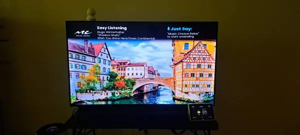58 4K UHD LCD HISENSE ROKU SMART TV