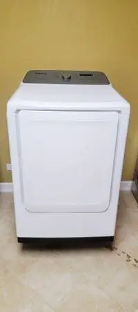 SAMSUNG ELECTRIC DRYER LIKE NEW