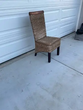 Woven seagrass wicker/rattan high back chair