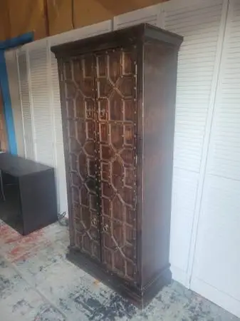 Book Shelf/ Cabinet