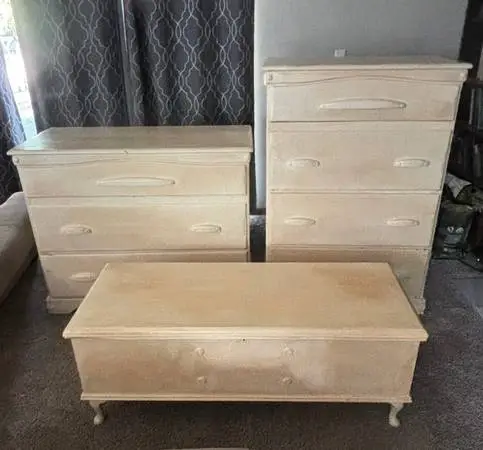 Antique dresser set