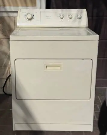 BRAND NEW CONDITION WHIRLPOOL DRYER